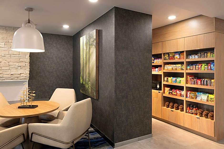 Fairfield Inn & Suites by Marriott Buffalo Airport