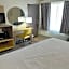 Days Inn by Wyndham Norman