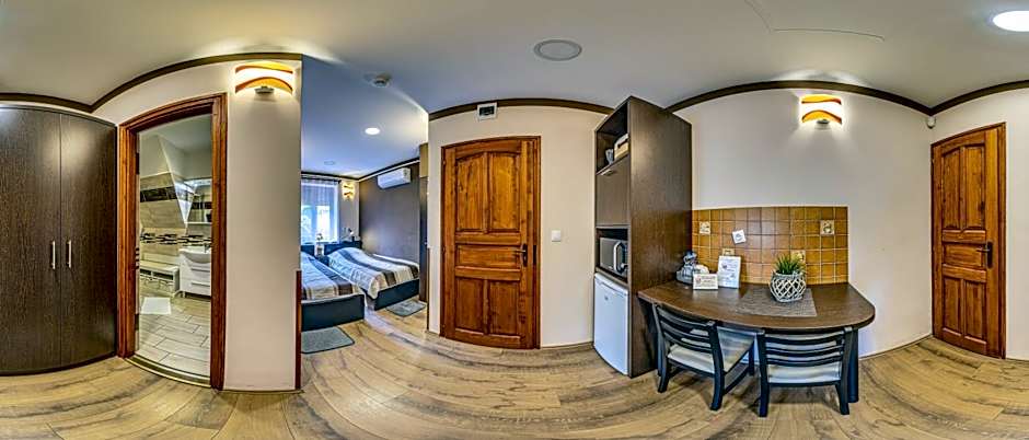 Napraforgó Wellness Ház és Panzió