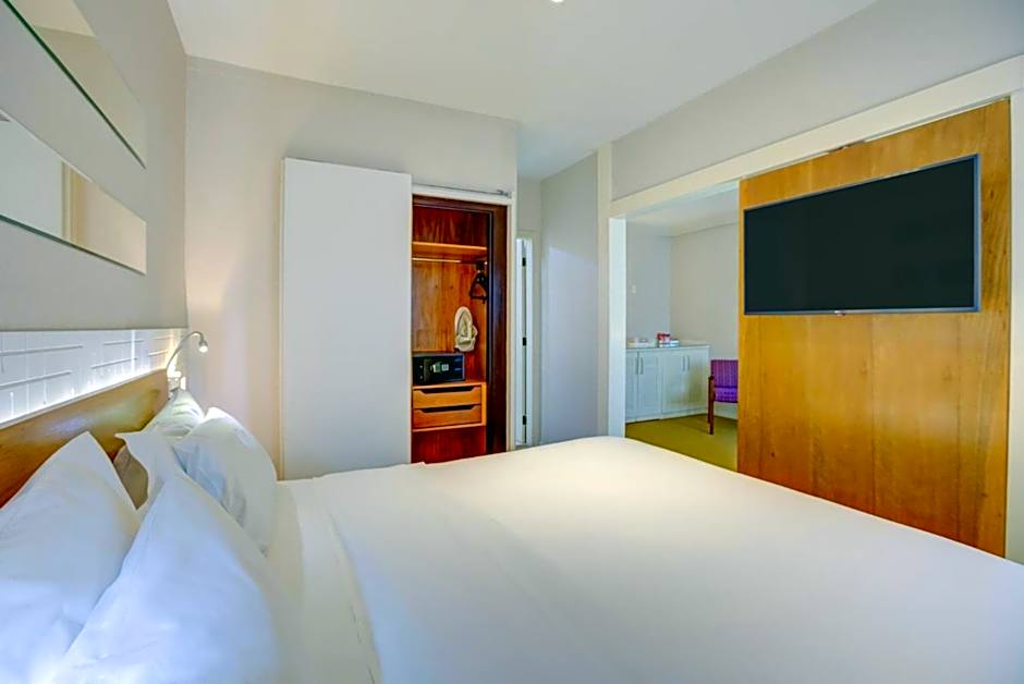 Quality Suites Alphaville