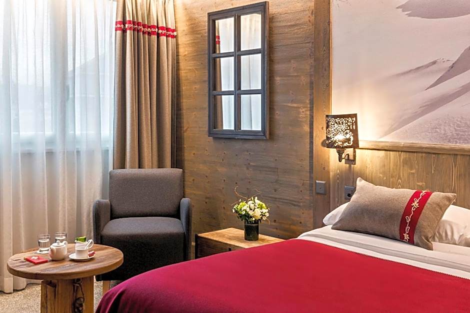 Hotel Edelweiss Manotel