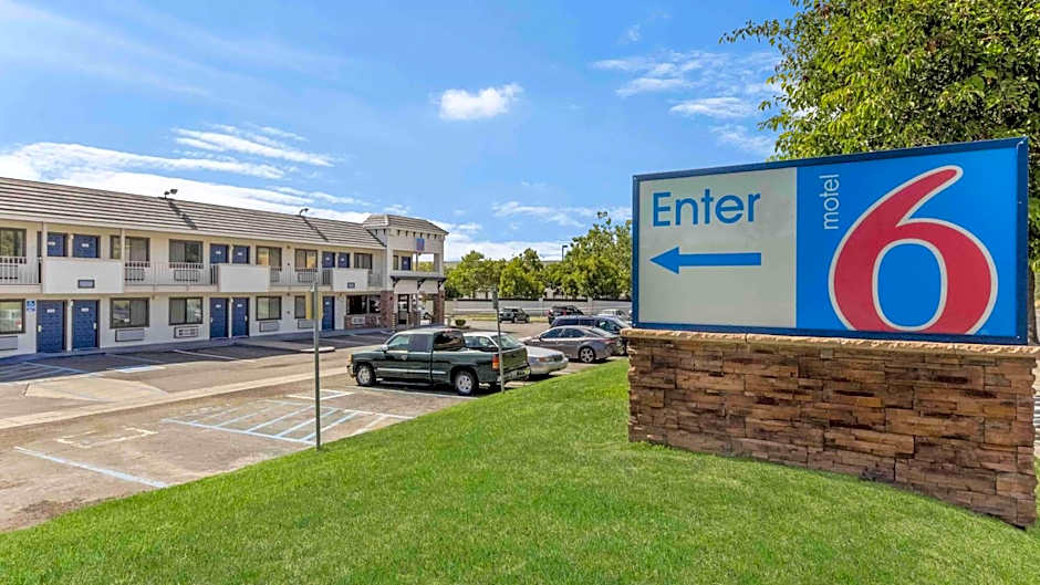 Motel 6-Fremont, CA - South