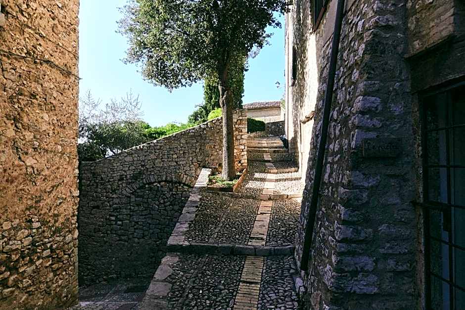 Albergo Diffuso Crispolti