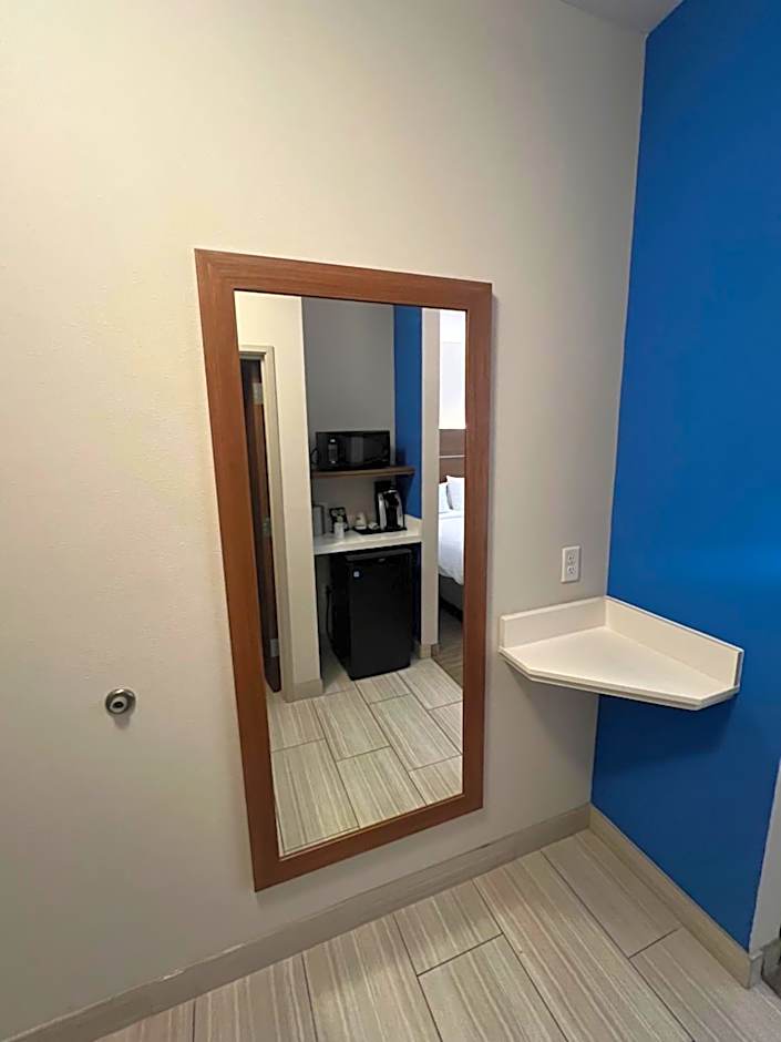 Holiday Inn Express Fayetteville By IHG