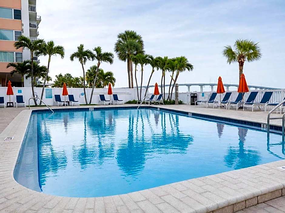 Dolphin Sands Clearwater Beach, an Ascend Collection Hotel