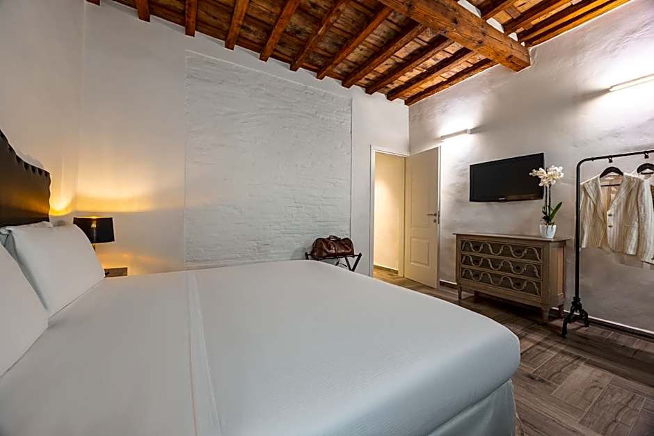 Globus Urban Hotel