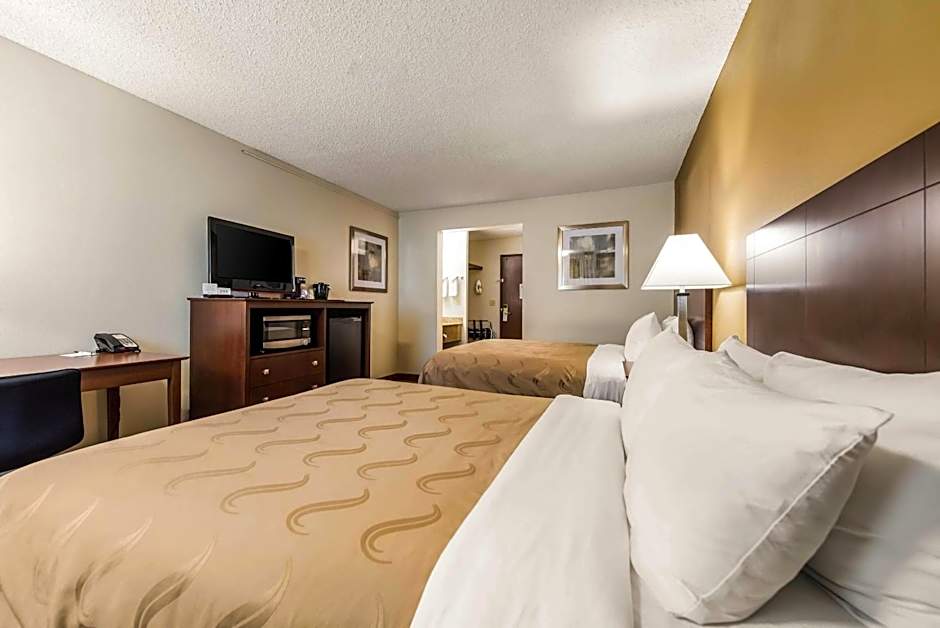 Quality Inn & Suites Lacey Olympia
