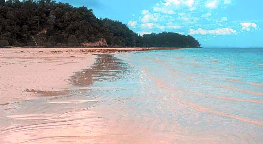 Lovina Inn Hotel Batam