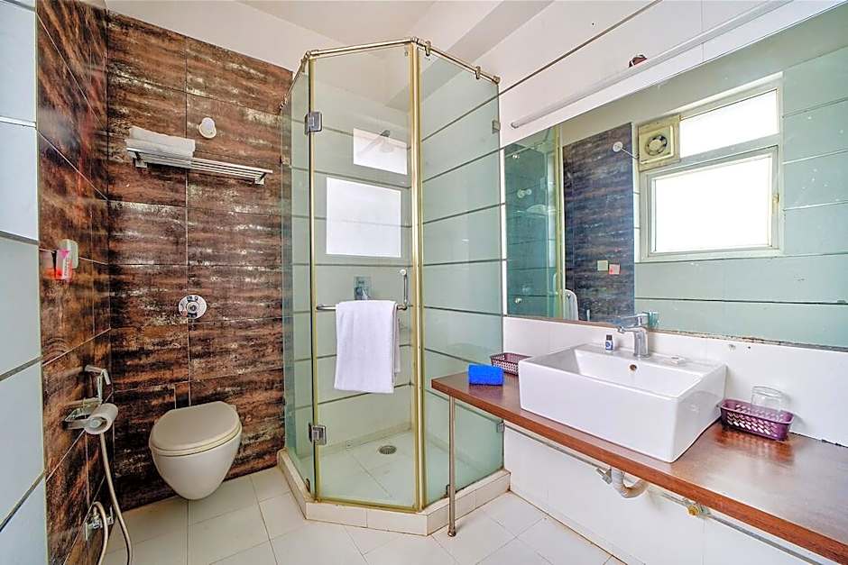 FabHotel Rivlet