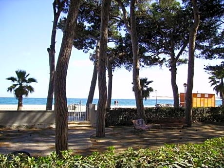 GOCOSTA Pins i Mar