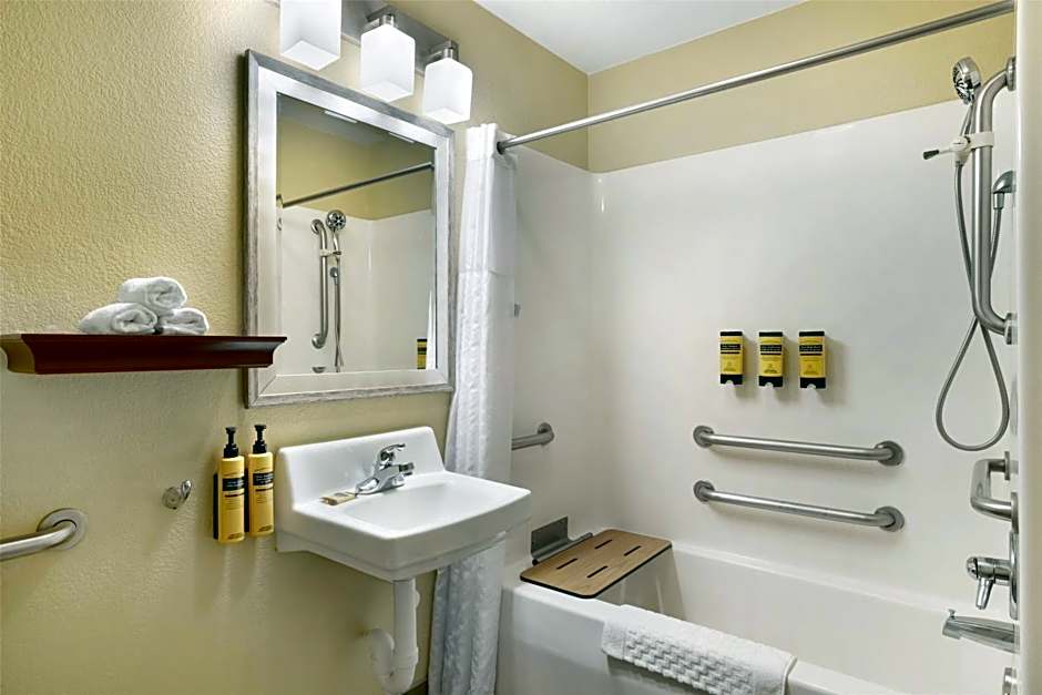 Best Western Plus Executive Hotel And Suites