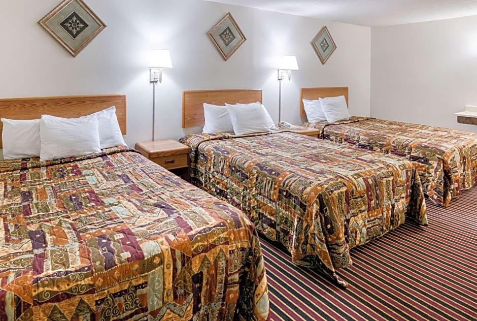 Rodeway Inn & Suites Austin