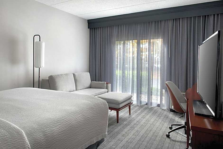 Courtyard by Marriott Poughkeepsie