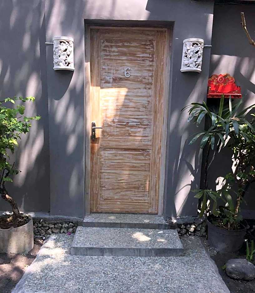 New! Walk To Seminyak Beach, Cafes, All Else