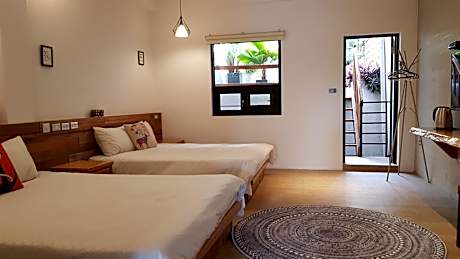 Quadruple Room with Balcony