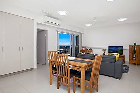 Deluxe Hotel Room - Weekly Servicing