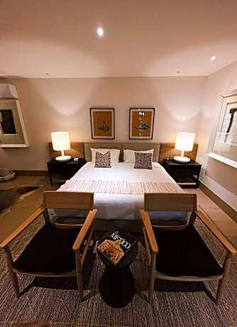 Deluxe Junior Suite