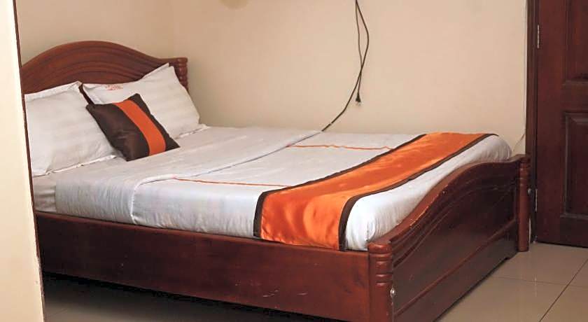 Kk Trust Hotel