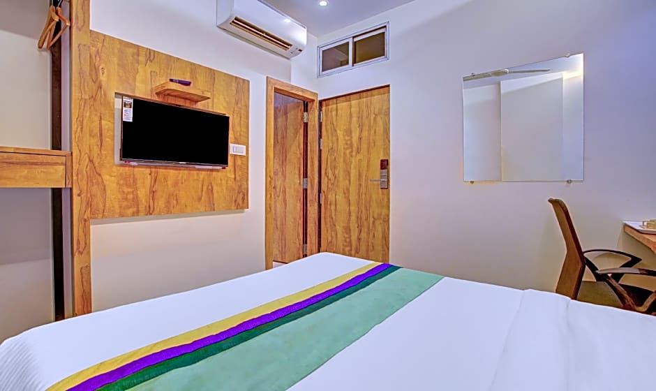 Treebo Prince Andheri East