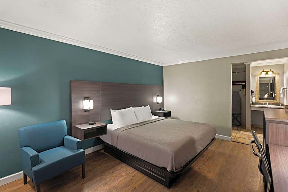 Quality Inn