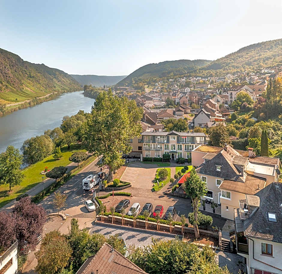 Parkhotel Cochem- Free Parking -