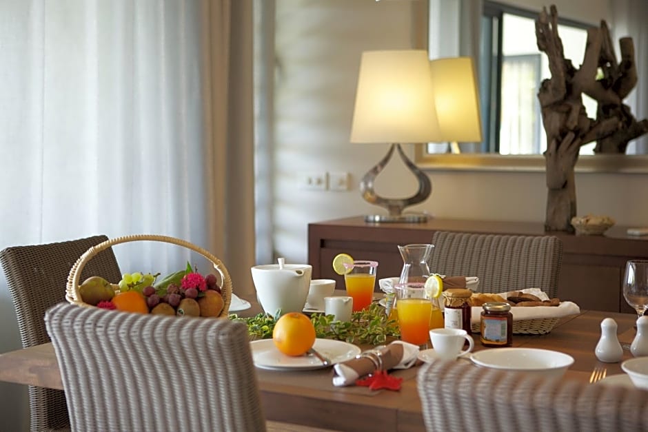 Leora Beach by horizon holidays