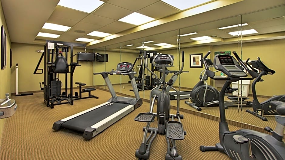 Holiday Inn Express Hotel & Suites Defiance By IHG