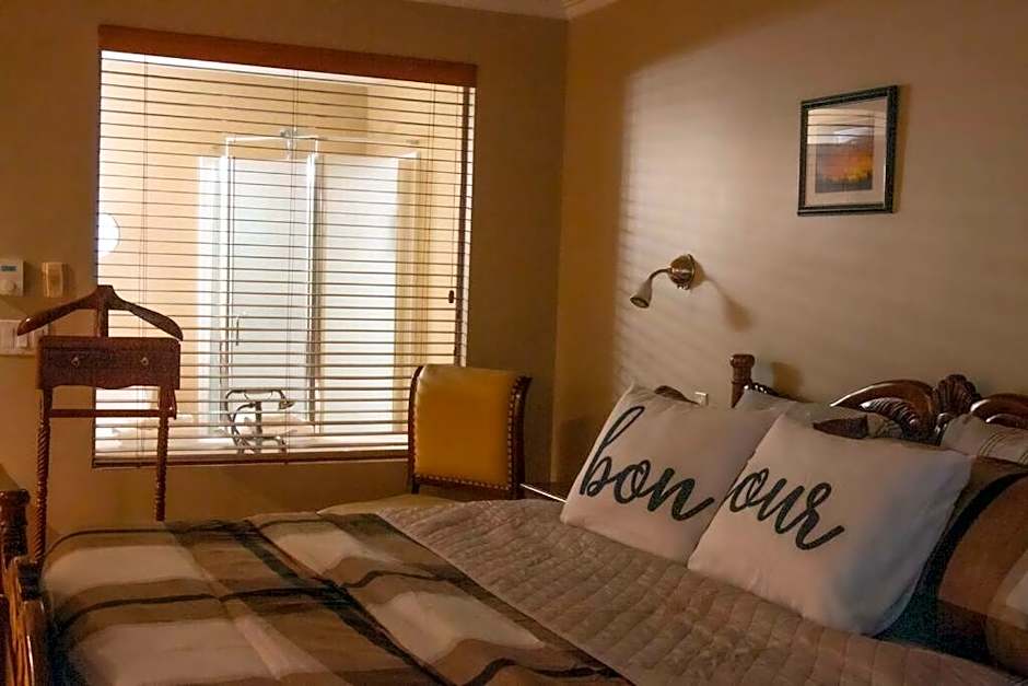 Charming studio with kitchen St-Sauveur