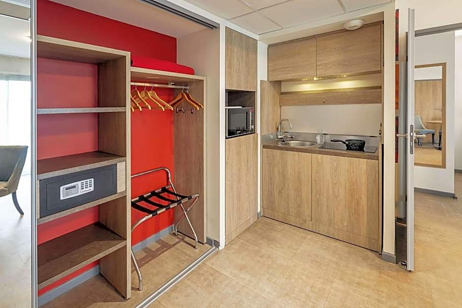Best Western Les Aureliades