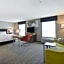 Hampton Inn By Hilton & Suites Detroit/Warren