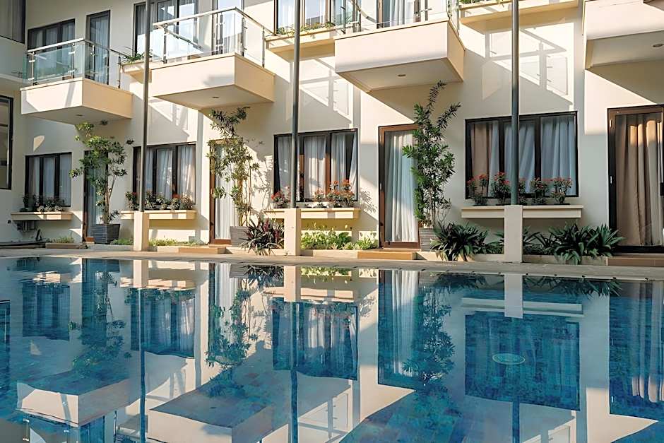 Photo 1 of 50 of Anugrah Hotel