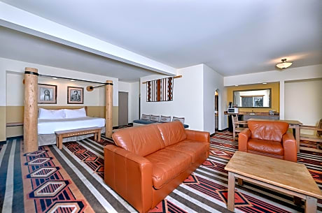 Kiva King Suite