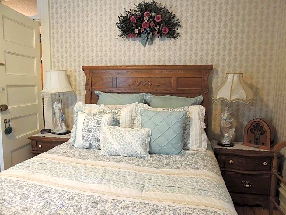 Brookview Manor Inn