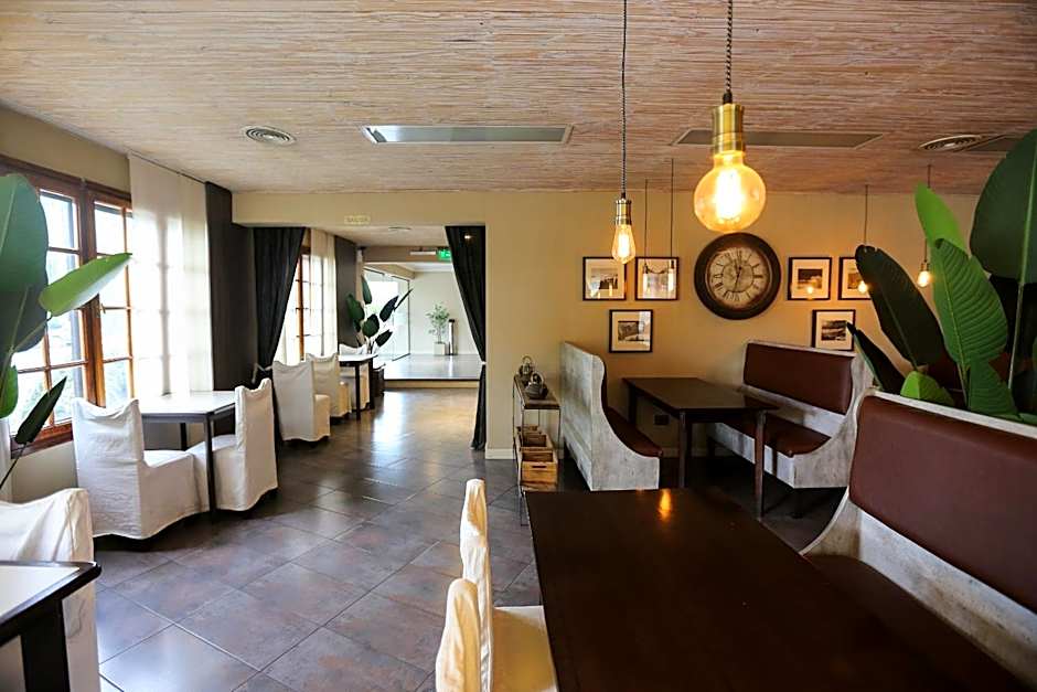 Hotel Bahia Redonda