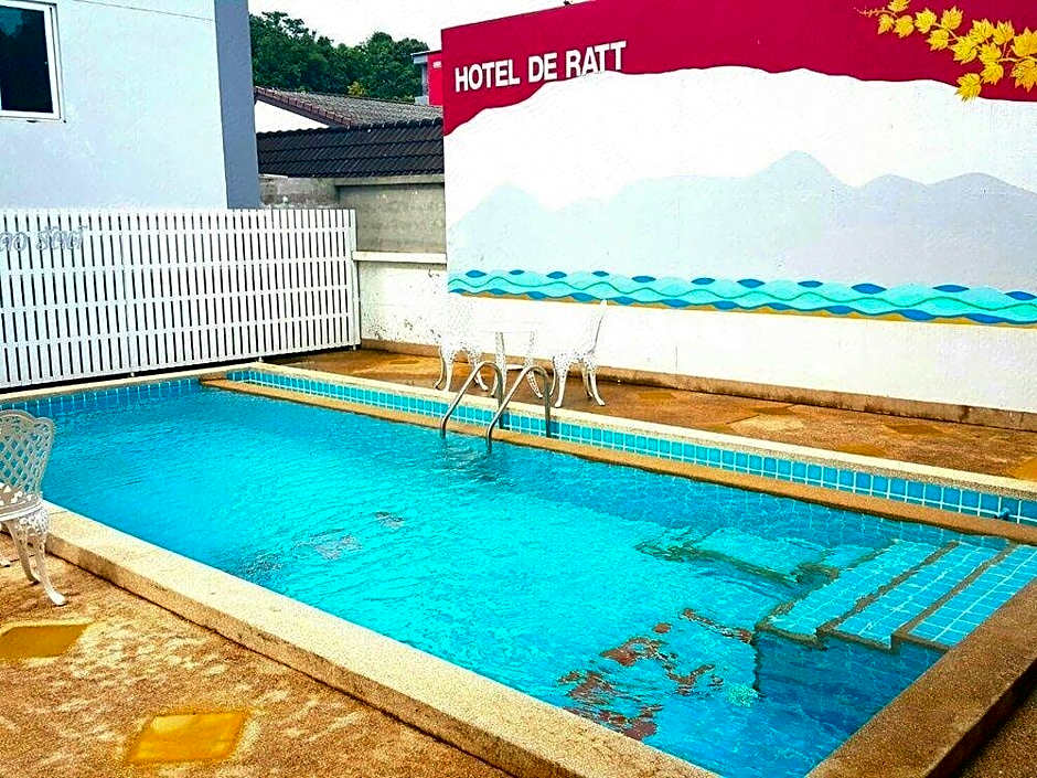 Hotel De Ratt Phuket