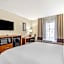 Comfort Inn & Suites St. Pete - Clearwater International Airport