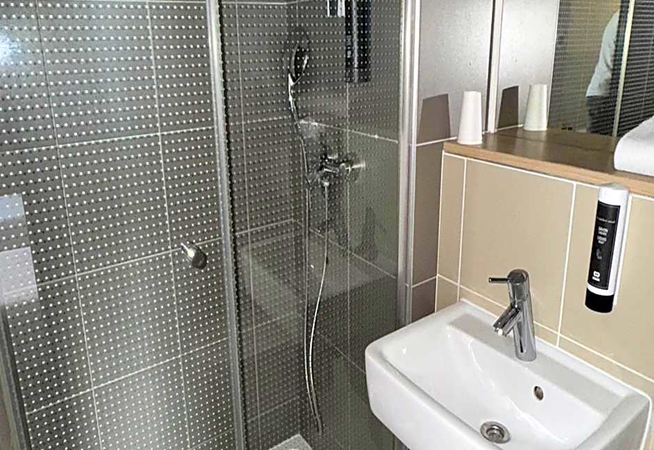 B&B HOTEL Saint-Witz Roissy