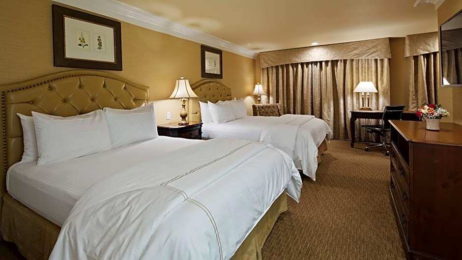 Best Western Plus Sunset Plaza Hotel