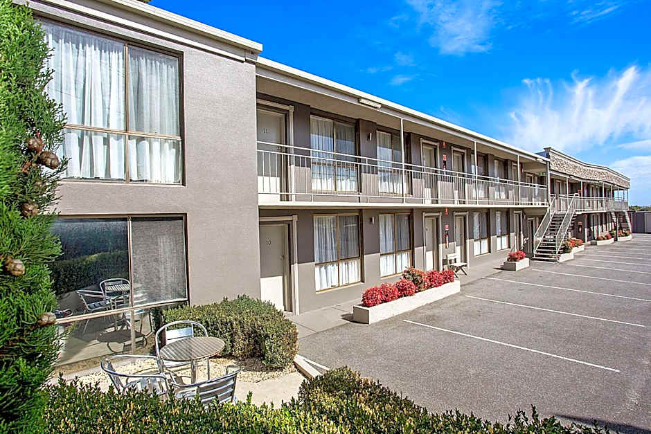 Comfort Inn On Raglan