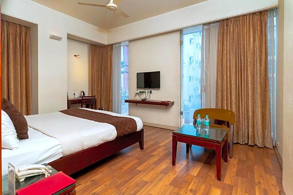 Hotel Chaitali - Pure Veg