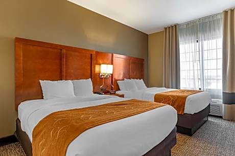 Deluxe Queen Suite with Two Queen Beds - Non Pet Friendly