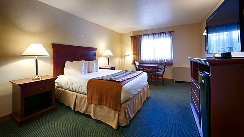 Best Western Lake Lucille Inn