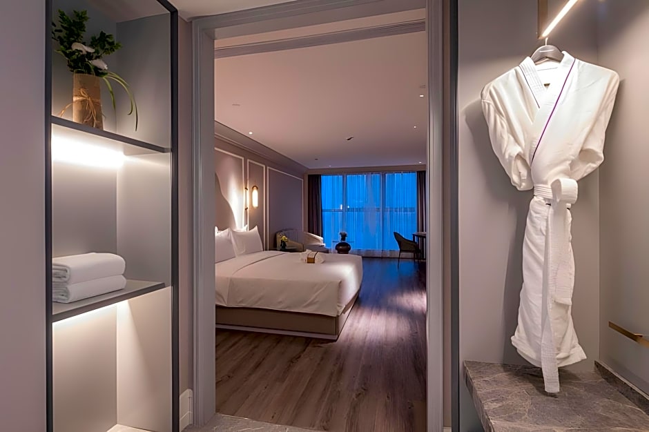 Mercure Suzhou Jinji Lake