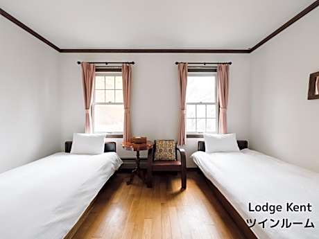 Twin Room with Shared Bathroom