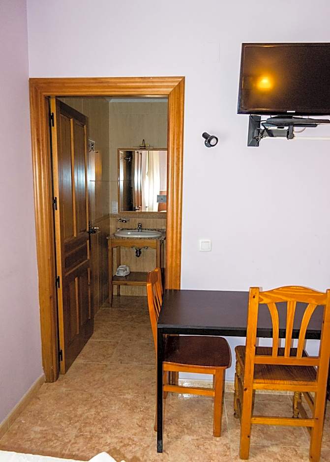 El Roble Hotel Restaurante