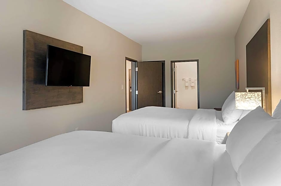 MainStay Suites Cincinnati University - Uptown