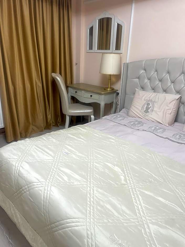 Hotel Jolie Apartments