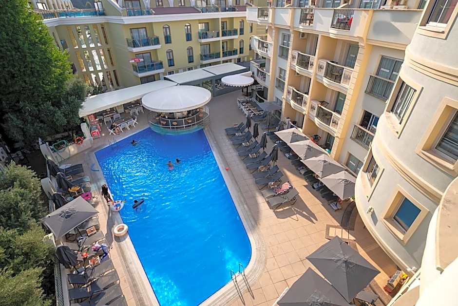 Club Karakas Apart Otel