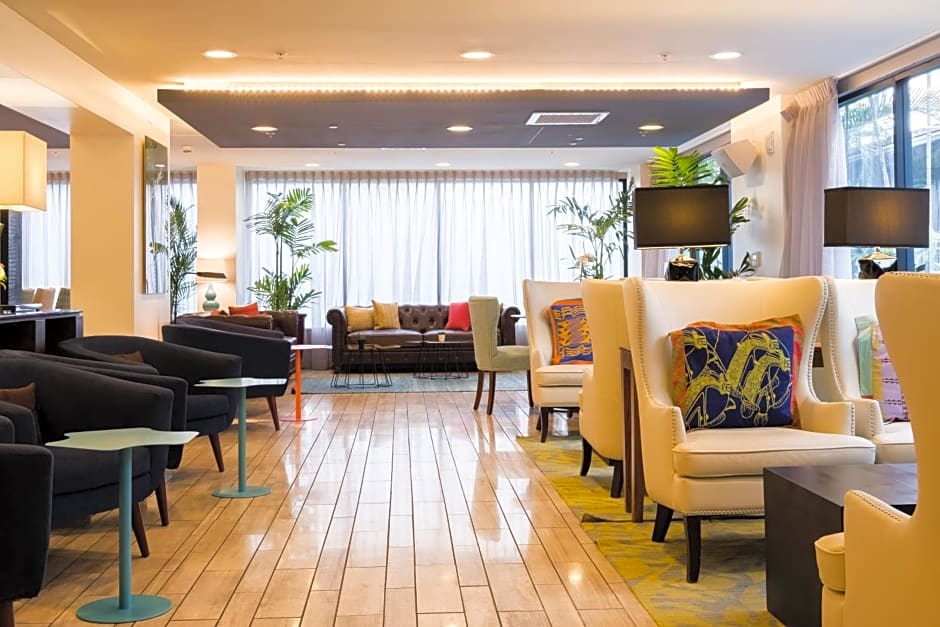 VIVE Hotel Waikiki
