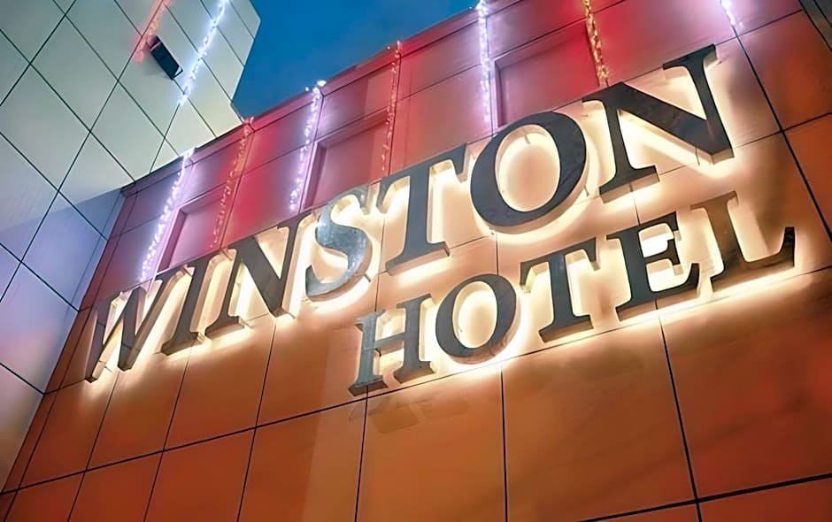 Winston Hotel